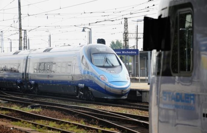PKP Intercity pyta firmy o internet w Pendolino