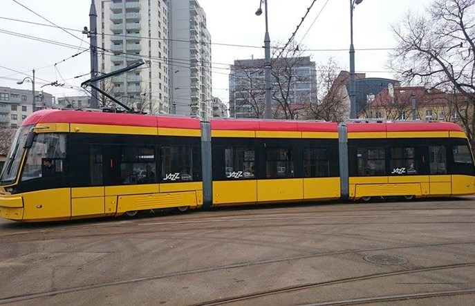Karos: Jazda starymi tramwajwami to nie wstyd. Nowe – w miarę możliwości