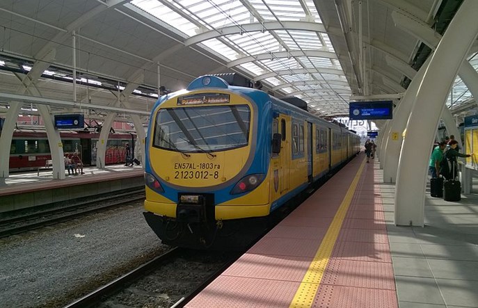 Naprawiono przeciekający dach na stacji Gliwice