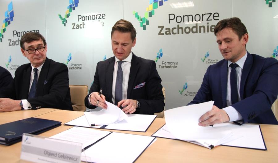 Przewozy Regionalne mają czteroletnią umowę z woj. zachodniopomorskim Przewozy Regionalne mają czteroletnią umowę z woj. zachodniopomorskim