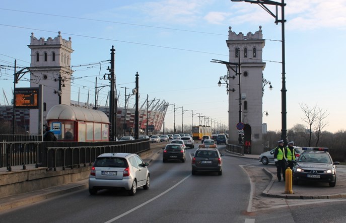 Warszawa: Ósemka znika wcześniej przez pożar mostu. W zamian 77