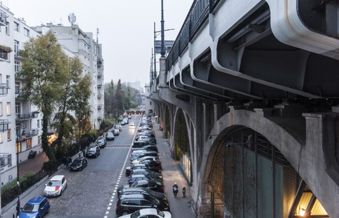 Warszawa: Powstaną dwie windy na most Poniatowskiego. Jest umowa