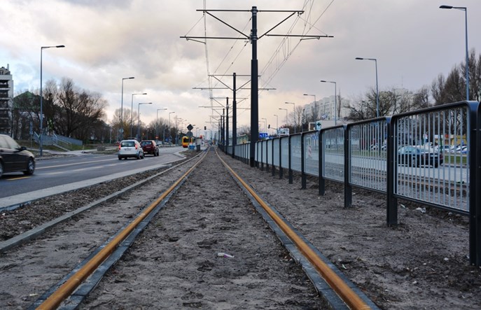 Warszawa: Tramwaj na Powstańców poczeka przez bezpieczeństwo