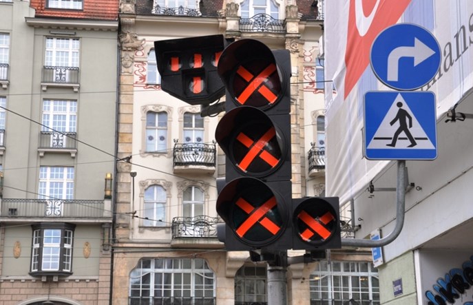 Poznań wyłącza w centrum światła i sobie to chwali