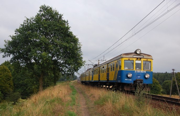 EN57 zmodernizowany dla SKM Trójmiasto wciąż nie dostarczony 