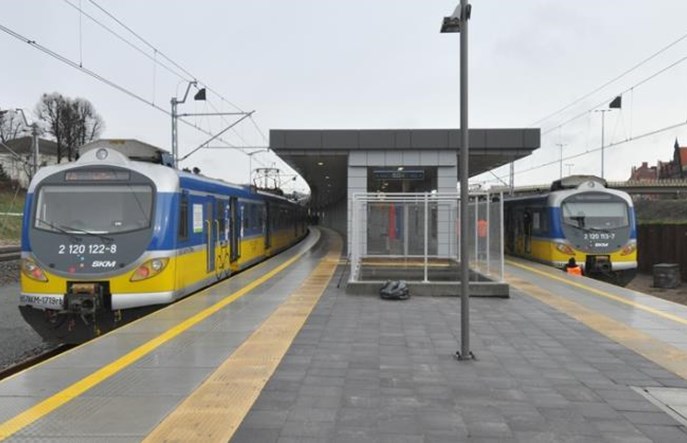 Plany SKM Trójmiasto: Nowoczesna blokada, remont peronów, sieci i muru oporowego