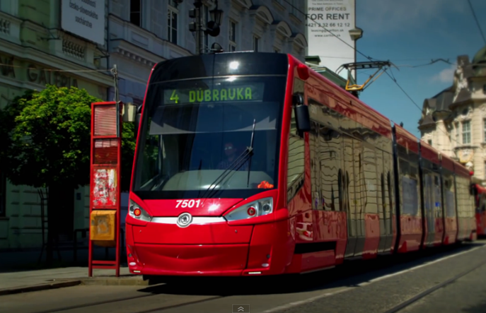 Bratysława z niskopodłogowymi tramwajami. Oczywiście Škody