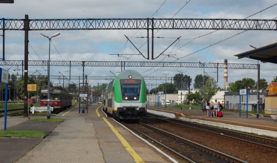 Trakcja PRKiI przed podpisaniem umowy na modernizację linii 405 na Pomorzu Trakcja PRKiI przed podpisaniem umowy na modernizację linii 405 na Pomorzu