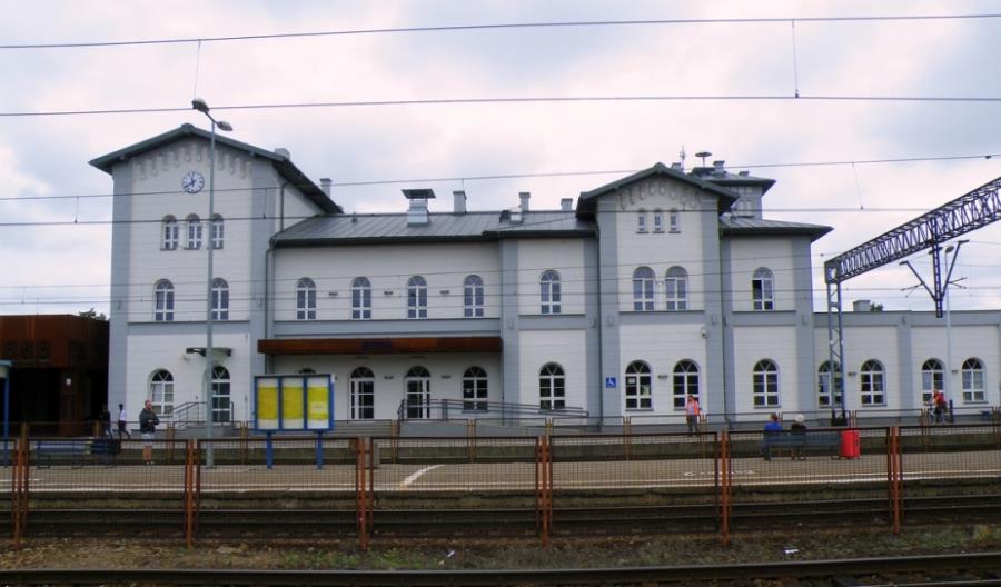 Łódzkie planuje skasować bezpośredni pociąg do Torunia Łódzkie planuje skasować bezpośredni pociąg do Torunia