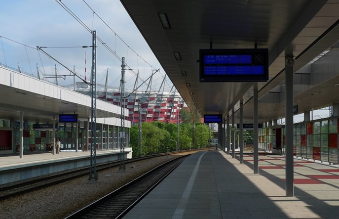 Kolej zabuduje tory nad stacjami Stadion i Warszawa Wschodnia?