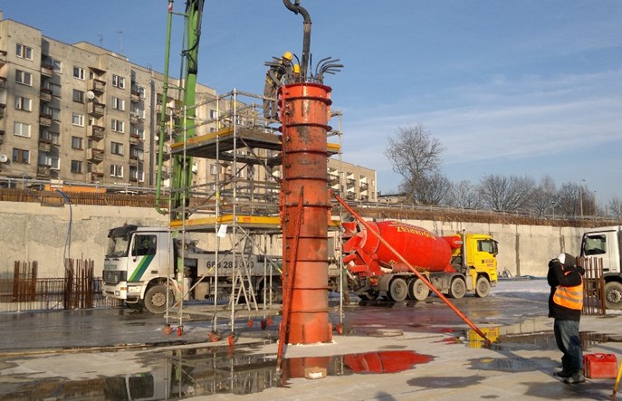 Łódź Fabryczna: początek prac "Up&Down"