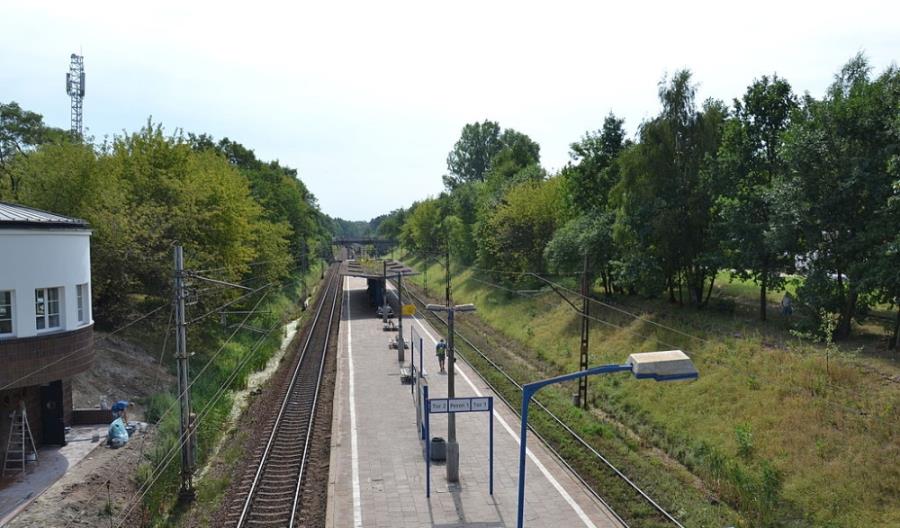 Kolejne utrudnienia na linii Warszawa – Radom Kolejne utrudnienia na linii Warszawa – Radom
