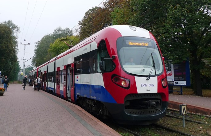 Podkowa Leśna boi się rogatek na przejazdach WKD