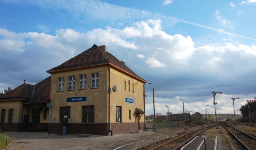 Posłowie chcą pociągu Warszawa – Kołobrzeg przez Grudziądz i Chojnice