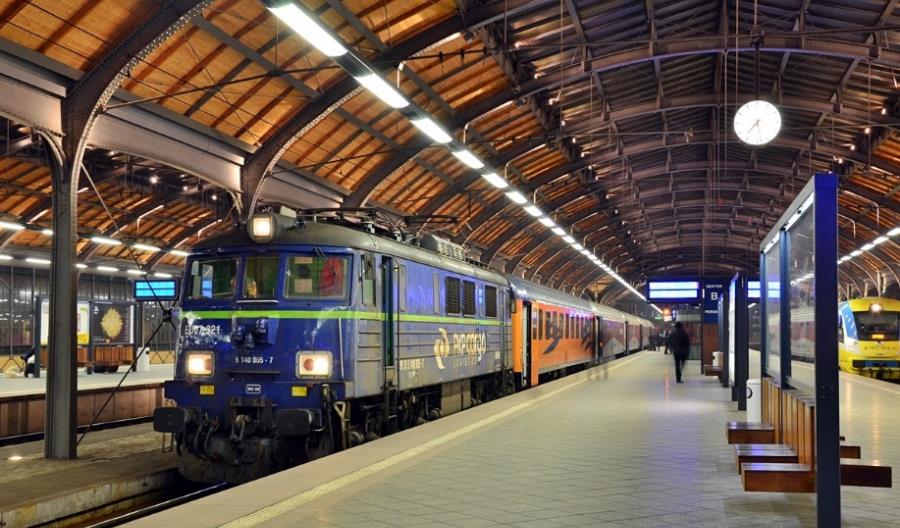 Przewozy Regionalne pożyczają lokomotywy z PKP Cargo Przewozy Regionalne pożyczają lokomotywy z PKP Cargo