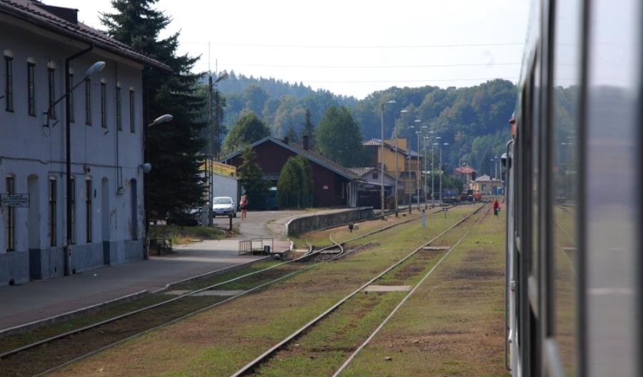 Pociągiem w Bieszczady. Podkarpacie daje 22 mln dofinansowania na linie 107 i 108 Pociągiem w Bieszczady. Podkarpacie daje 22 mln dofinansowania na linie 107 i 108