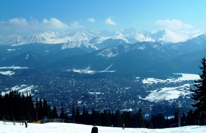 Zakopane z Solarisem. W 2017 r. kilkanaście linii autobusowych