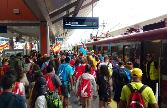 Przewozy Regionalne przewiozły ponad milion osób na ŚDM