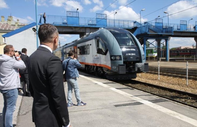 Sukces weekendowego połączenia Kielce – Sandomierz