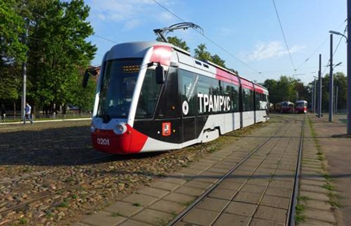 Tramwaj Transmaszholdingu i Alstomu na torach Moskwy
