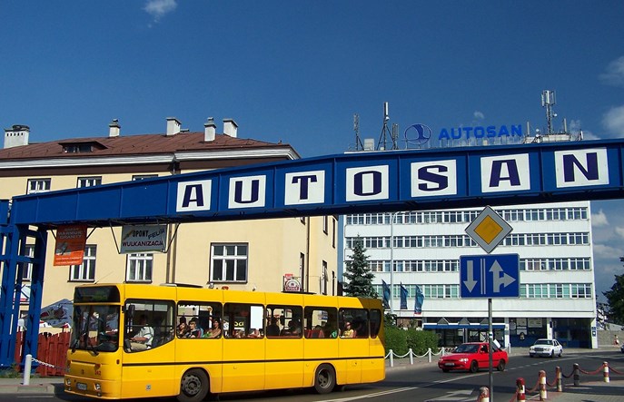 Prokuratorzy w Autosanie. Autobusy poniżej kosztów produkcji?