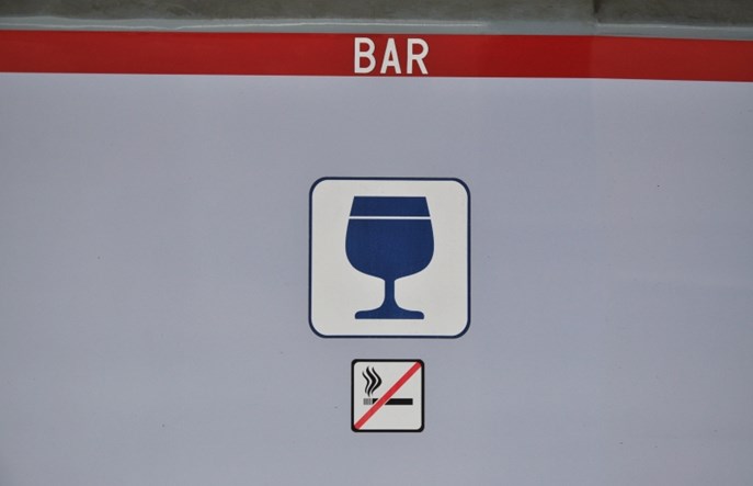 Brak wagonu restauracyjnego w EIC? Możesz żądać rekompensaty