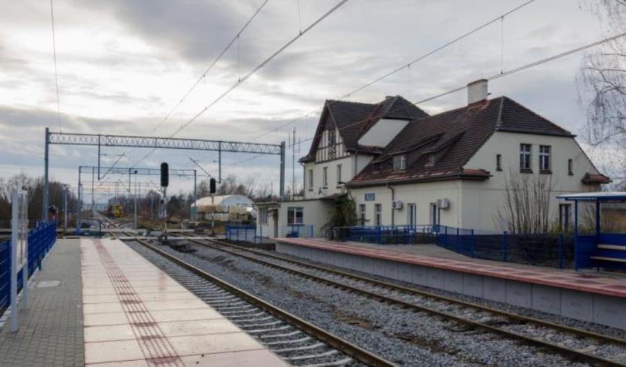 Zakończenie prac na stacjach Wodzisław i Olza znów przesunięto Zakończenie prac na stacjach Wodzisław i Olza znów przesunięto
