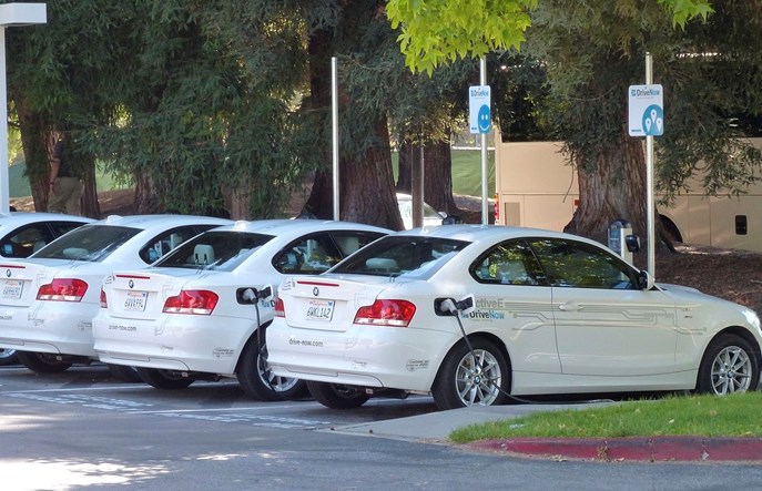 Carsharing jest efektywnym narzędziem polityki przestrzennej miast
