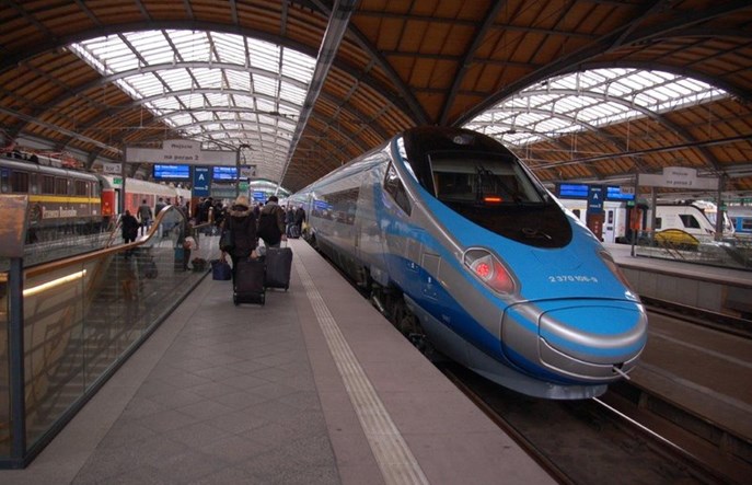 Miliony na dolnośląskie linie kolejowe