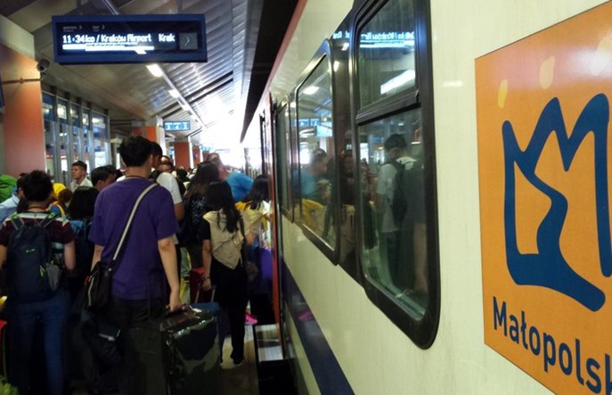 ŚDM: Pielgrzymi wracają z Krakowa. Ruszają pociągi specjalne [aktualizacja]