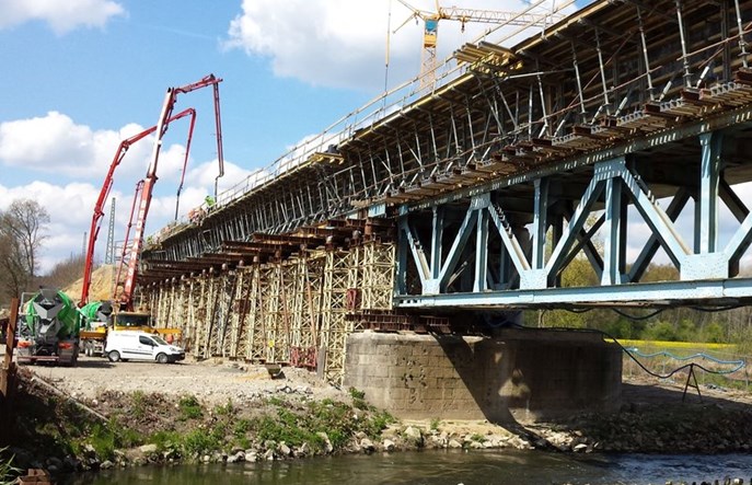 W 2016 r. z Polski do Niemiec po nowym moście kolejowym 