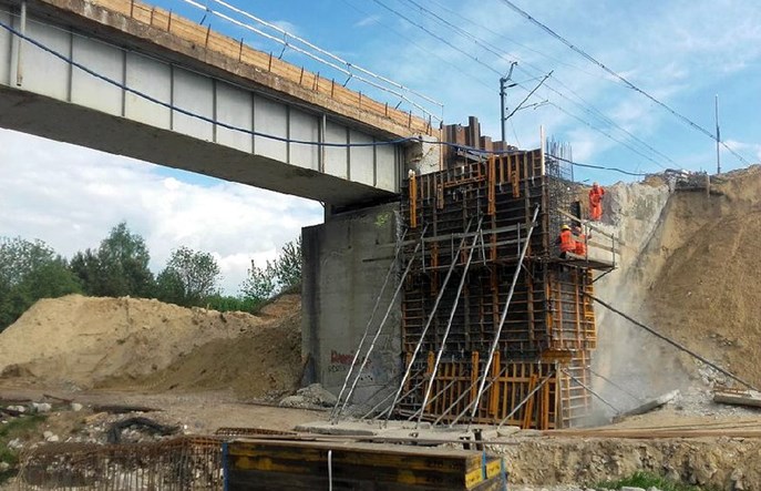 200 km/h na kolejnym odcinku CMK