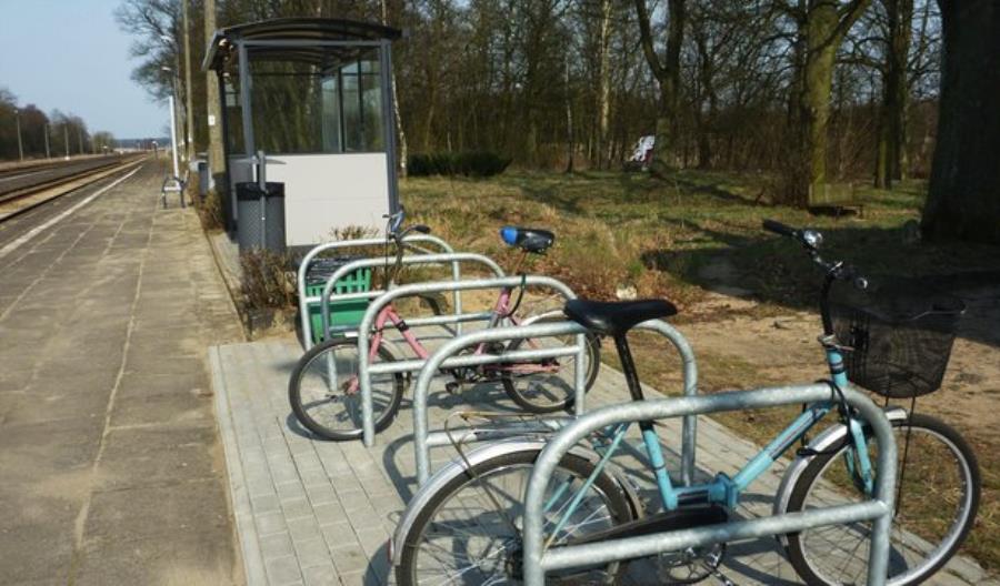 Prawie półtora tysiąca nowych stojaków rowerowych na stacjach i przystankach Prawie półtora tysiąca nowych stojaków rowerowych na stacjach i przystankach