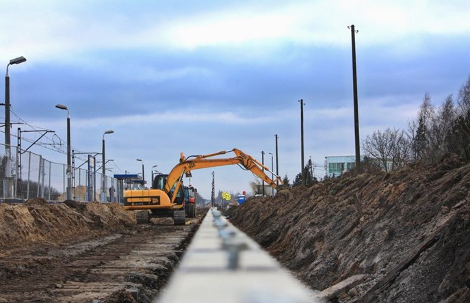 Rozpoczynają się kolejne prace na linii Warszawa – Radom