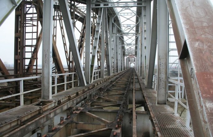 Fragmenty starej infrastruktury jako eksponaty