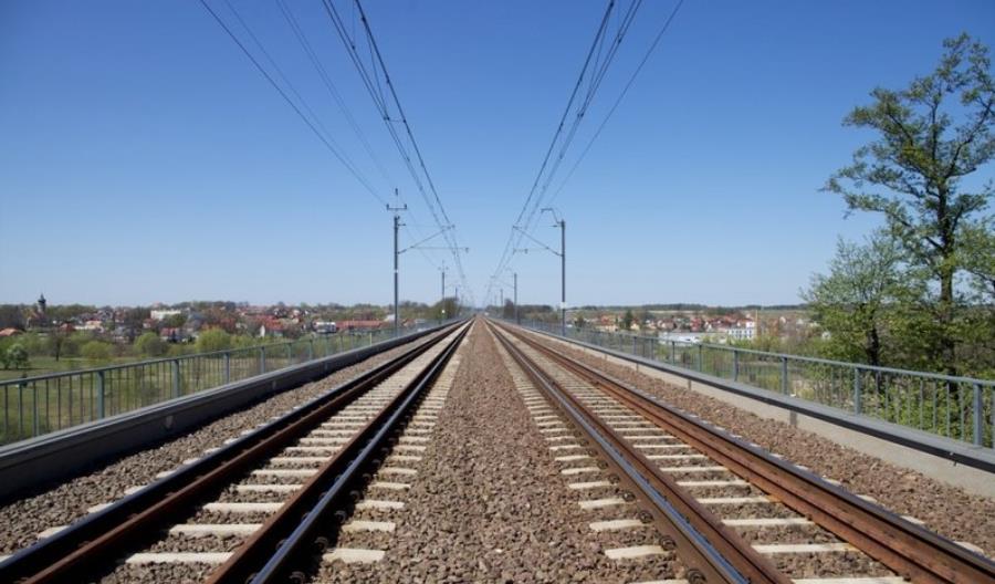 ZUE bliskie kontraktu na linię z Łodzi do Zduńskiej Woli ZUE bliskie kontraktu na linię z Łodzi do Zduńskiej Woli