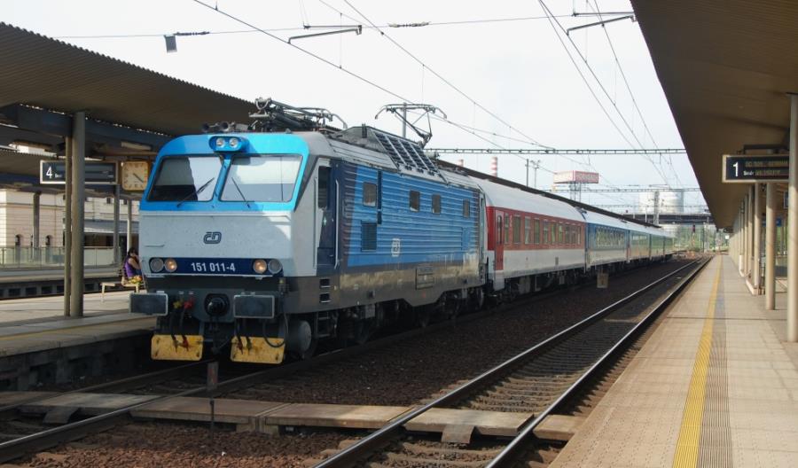 Ekspresem przez media: Czesi kończą dotowanie szybkich pociągów ČD