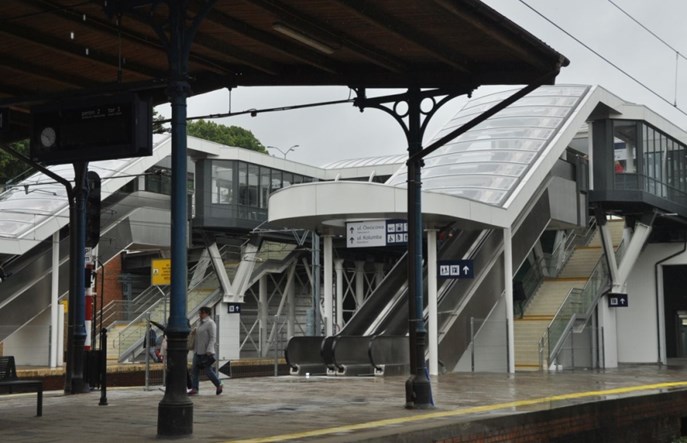 PLK zdemontują zabytkowe wiaty w Szczecinie