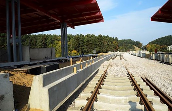  PKM. Zakończenie procesu betonowania. Wiosną testy taboru 