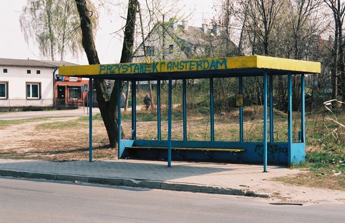 Jak łatwo poprawić zadowolenie pasażerów? Stawiając wiatę