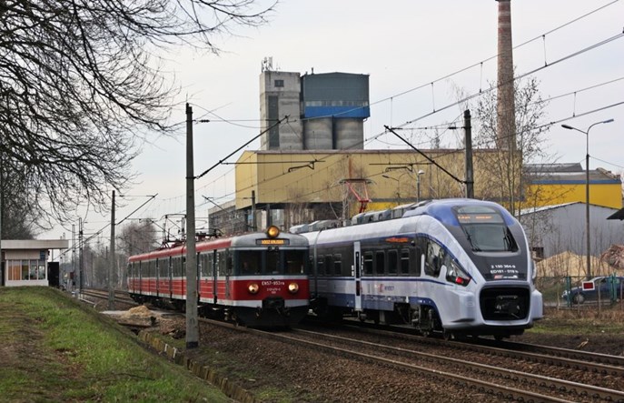 Dwie odmienne decyzje sądu w sprawie zawyżonych stawek PLK