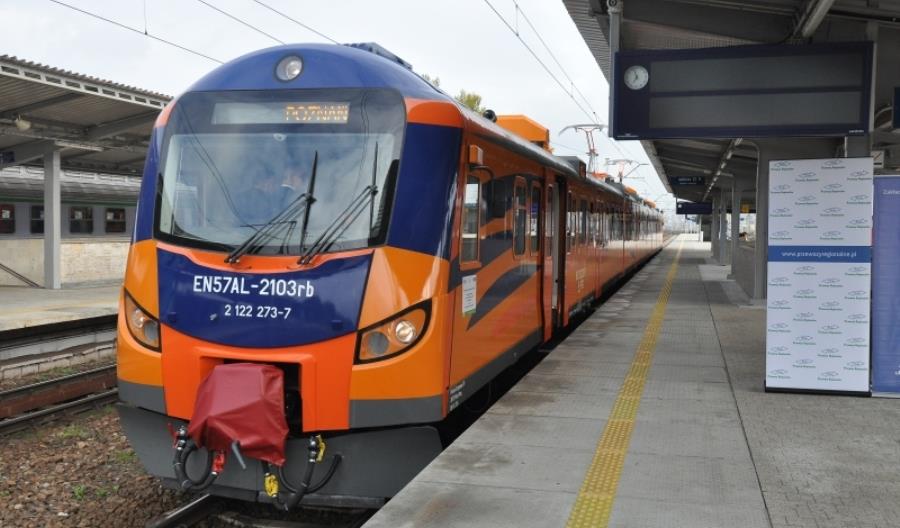 Zmodernizowane EN57 nadal będą jeździć do Piły i Kołobrzegu Zmodernizowane EN57 nadal będą jeździć do Piły i Kołobrzegu