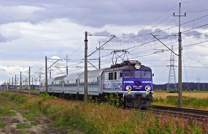 UTK bada sposób informowania o przesiadkach w pociągach PKP IC