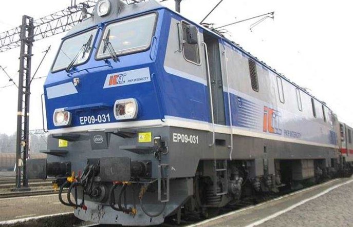 PKP Intercity szuka wykonawców napraw okresowych lokomotyw EP09