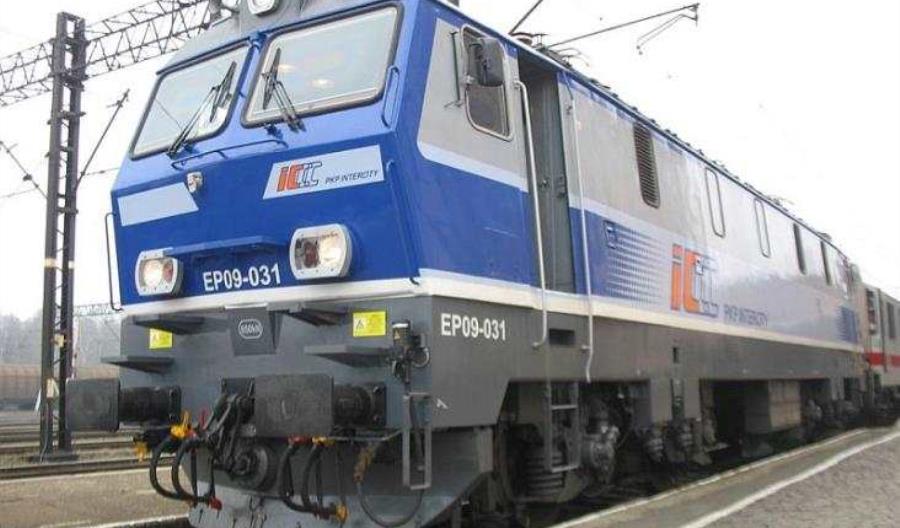 PKP Intercity szuka wykonawców napraw okresowych lokomotyw EP09 PKP Intercity szuka wykonawców napraw okresowych lokomotyw EP09