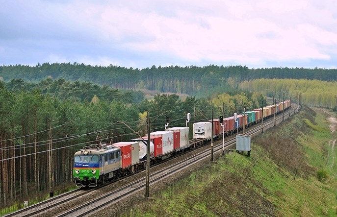 Zwiększyła się punktualność przewozów towarowych