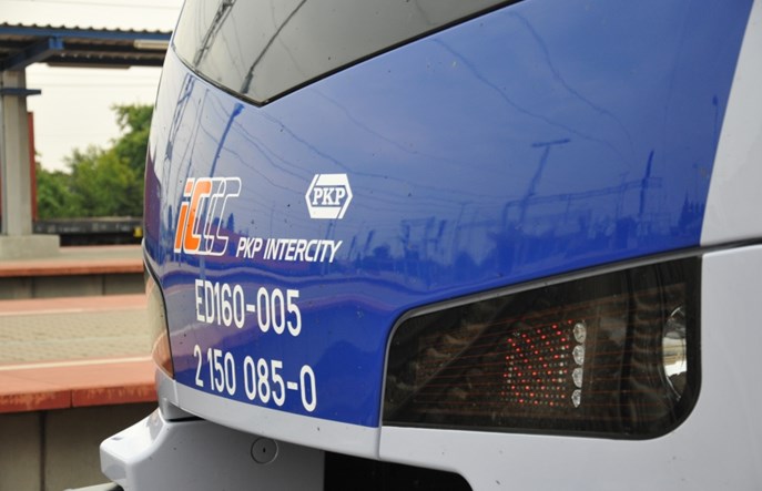 Stadler: Dobrze, że Intercity kupi ezt, wskaźnik niezawodności Flirtów to prawie 100%