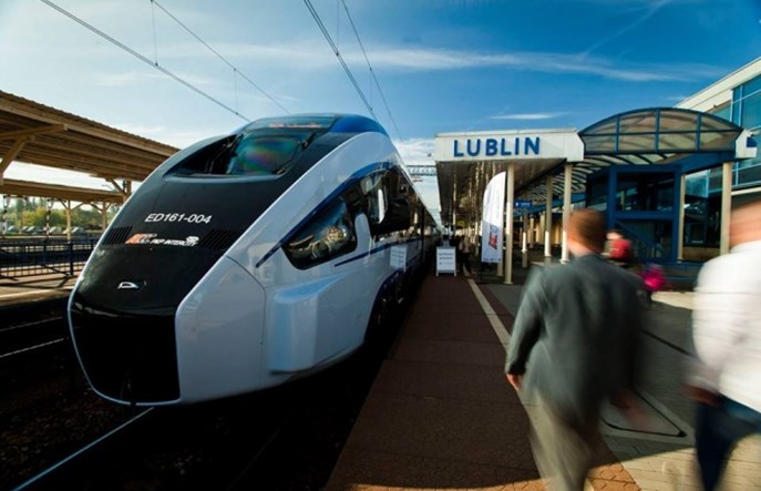 12 Dartów odebranych przez PKP Intercity. Kary za opóźnienia w dostawach będą spore