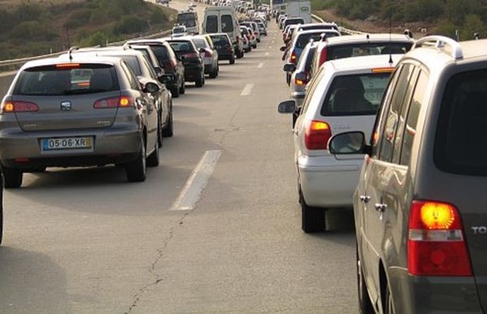 Rośnie mobilność Polaków, spada znaczenie transportu zbiorowego