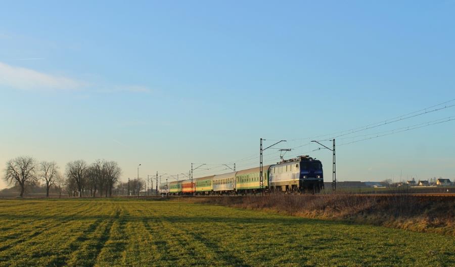 Z Opola do Kędzierzyna-Koźla 160 km/h Z Opola do Kędzierzyna-Koźla 160 km/h